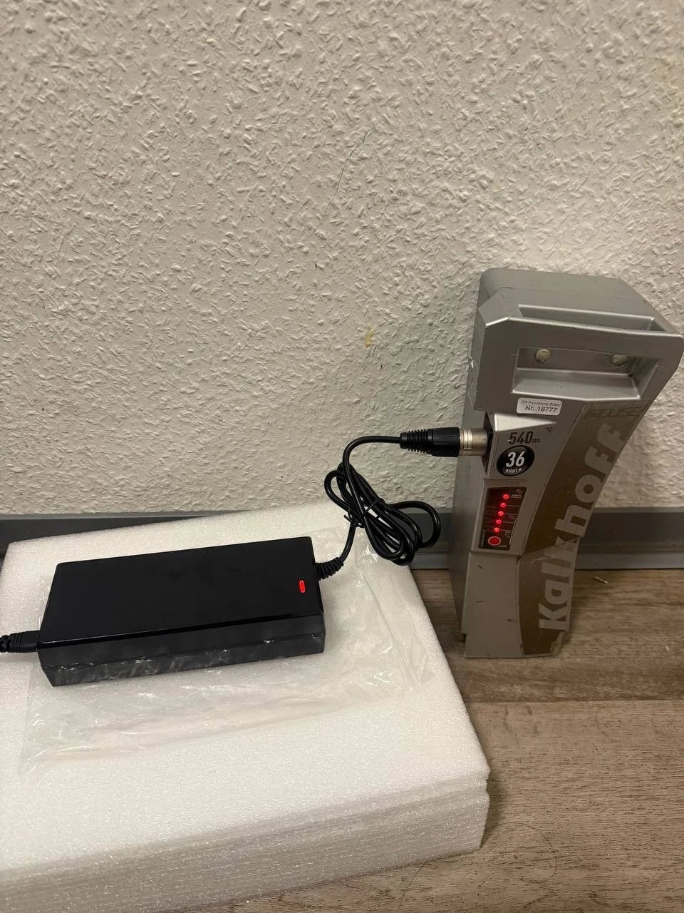 für Kalkhoff , Impulse ,Gazelle Akku , E-Bike Ladegerät 36/42V 3A