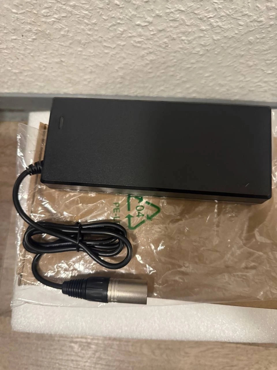 für Kalkhoff , Impulse ,Gazelle Akku , E-Bike Ladegerät 36/42V 3A